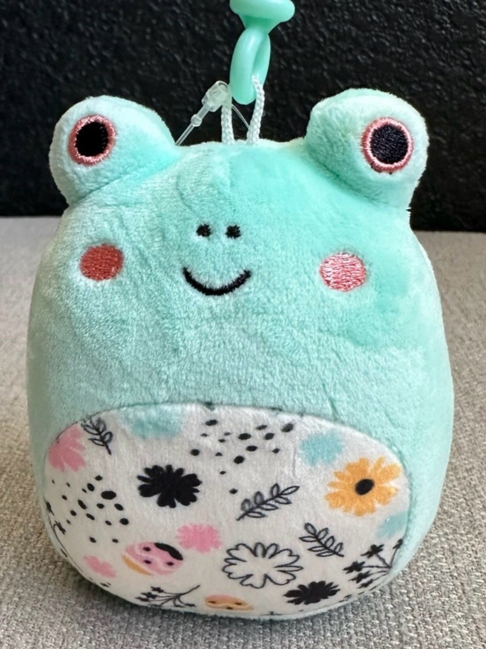 3” Fritz the Frog Clip Easter Squishmallows NWT